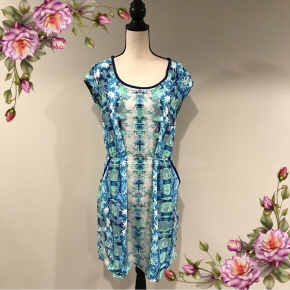 Watercolor print short sleeve casual dress size medium - Picture 1 of 11